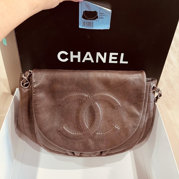 Chanel Brown Handbag - Picture 4 of 5